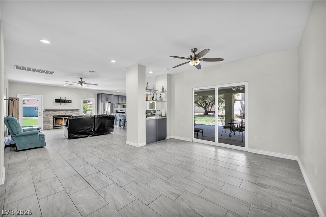 3925 Quadrel Street Property Photo 25