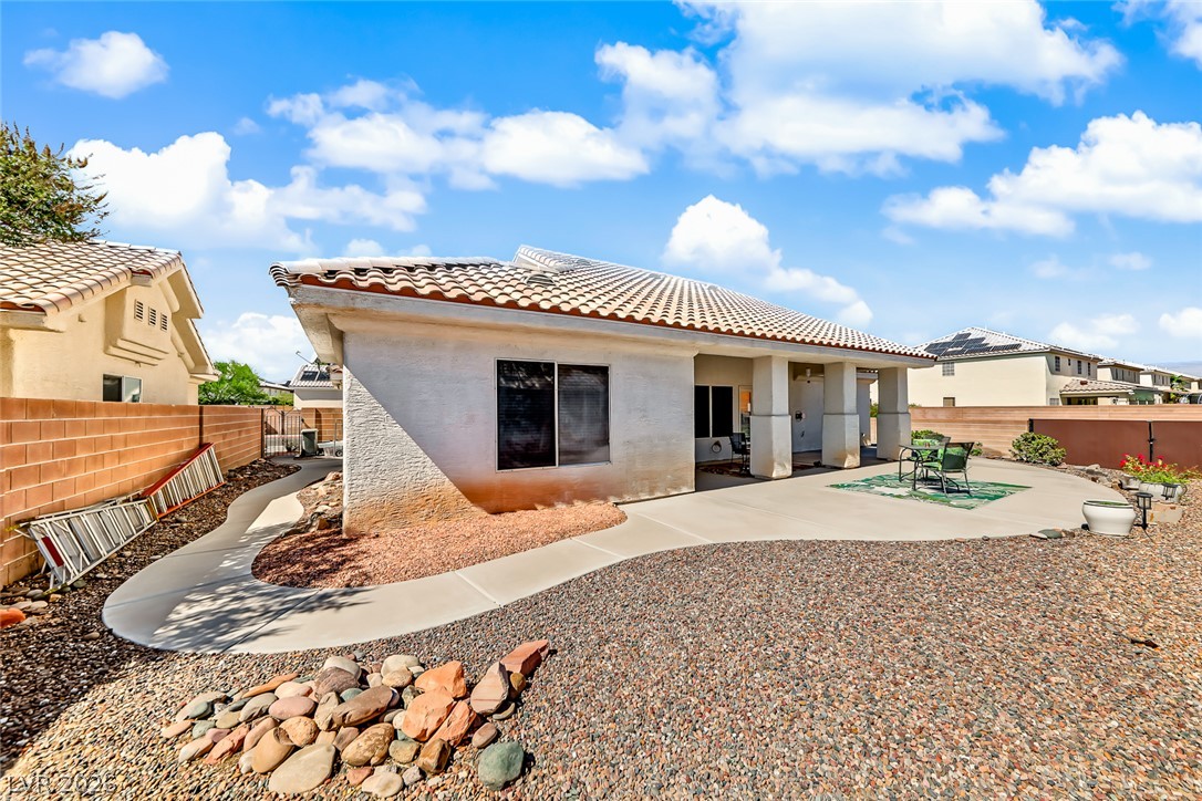 5616 Sligo Street Property Photo 3