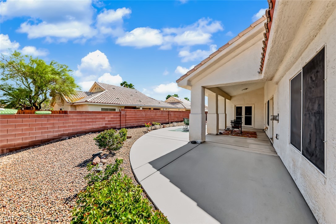 5616 Sligo Street Property Photo 4