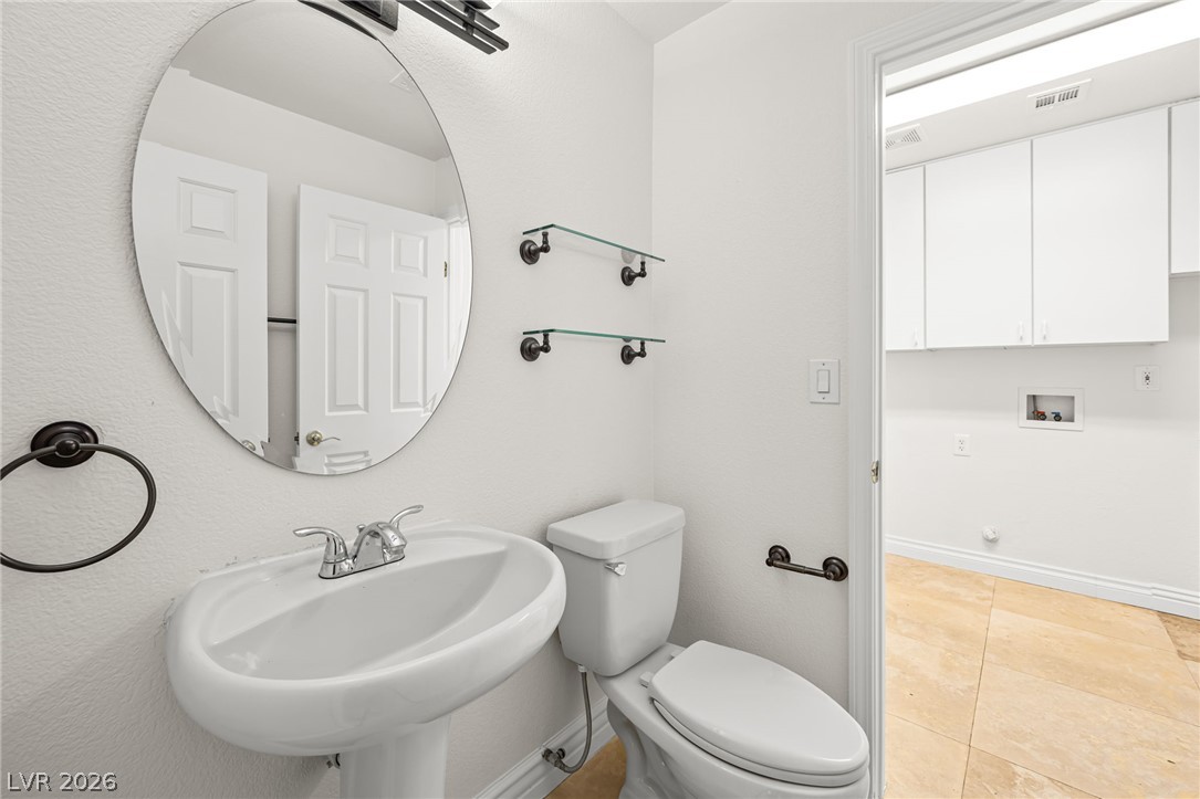 1301 Pine Leaf Drive Property Photo 2