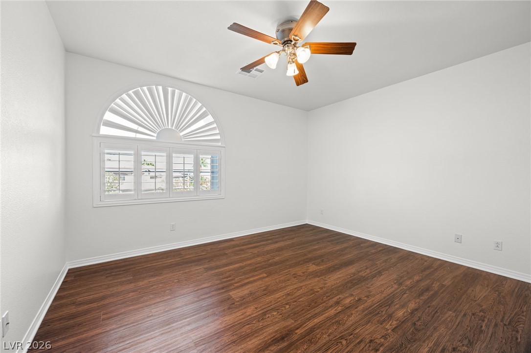 1301 Pine Leaf Drive Property Photo 3
