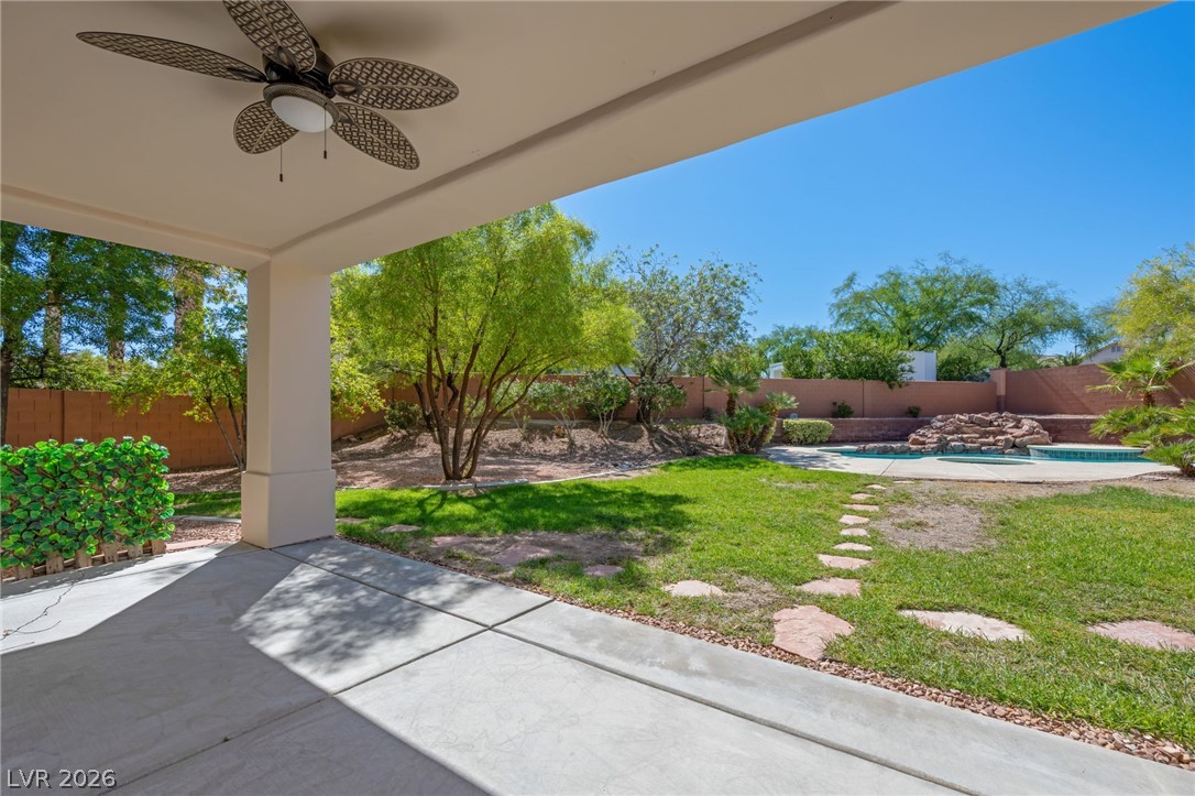 1301 Pine Leaf Drive Property Photo 7