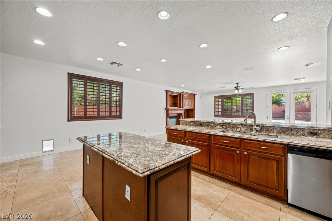 1301 Pine Leaf Drive Property Photo 38