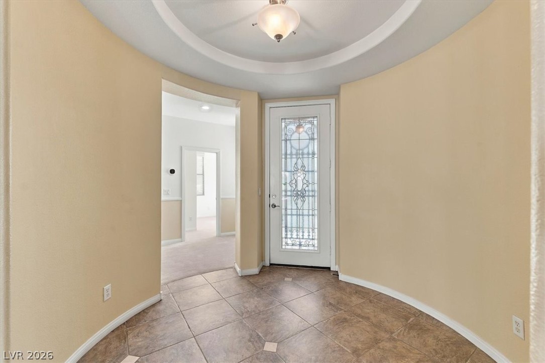 1828 Moonglow Peak Avenue Property Photo 9