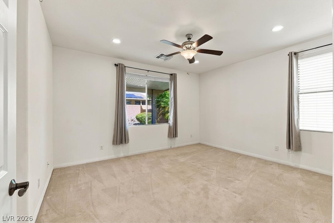 1828 Moonglow Peak Avenue Property Photo 10
