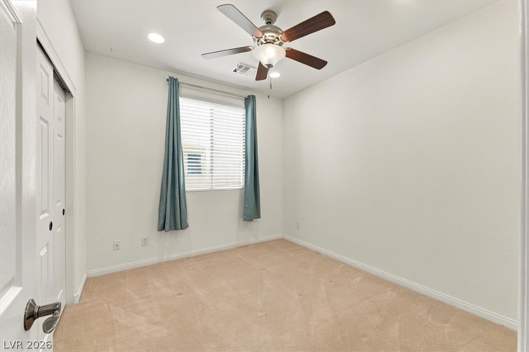1828 Moonglow Peak Avenue Property Photo 14