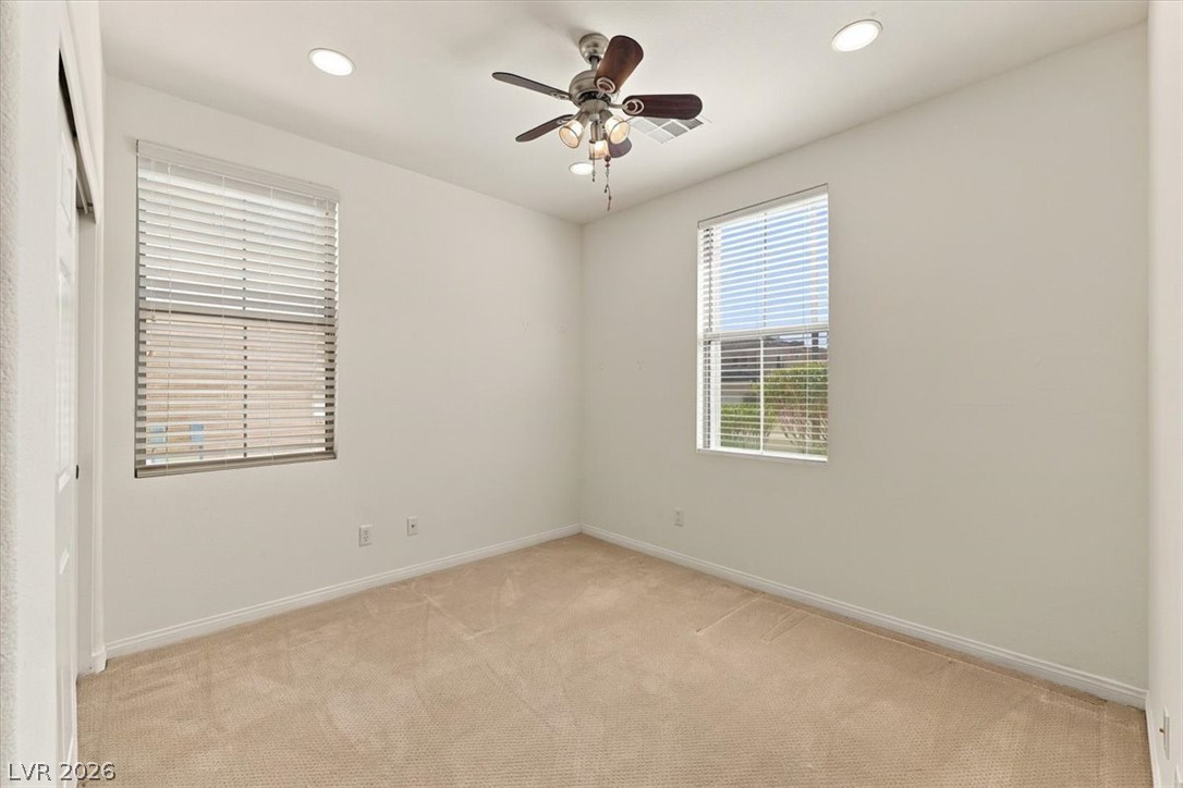 1828 Moonglow Peak Avenue Property Photo 16
