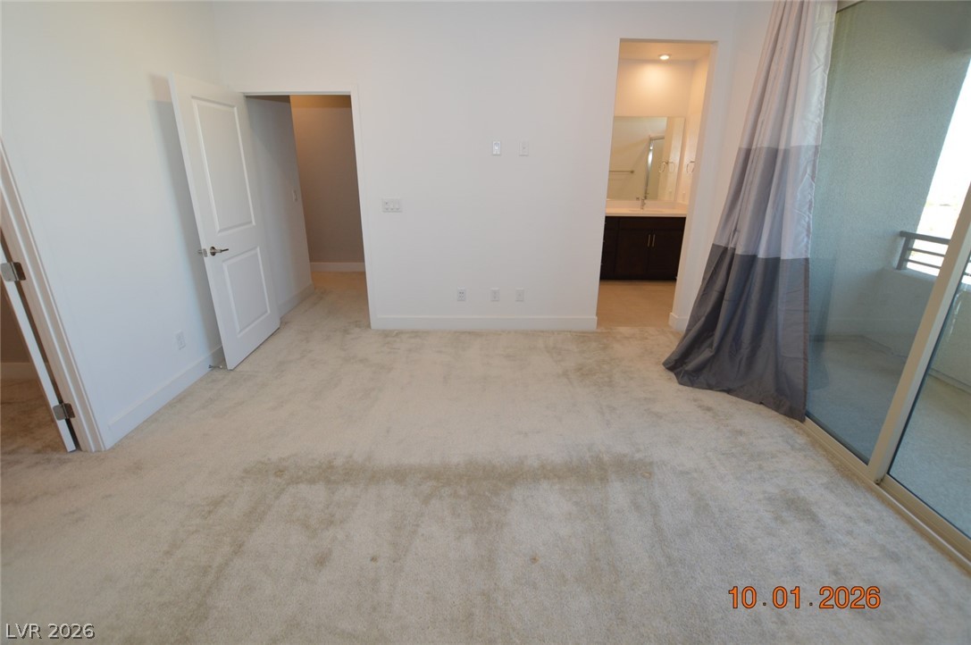 752 Echelon Street Property Photo 8