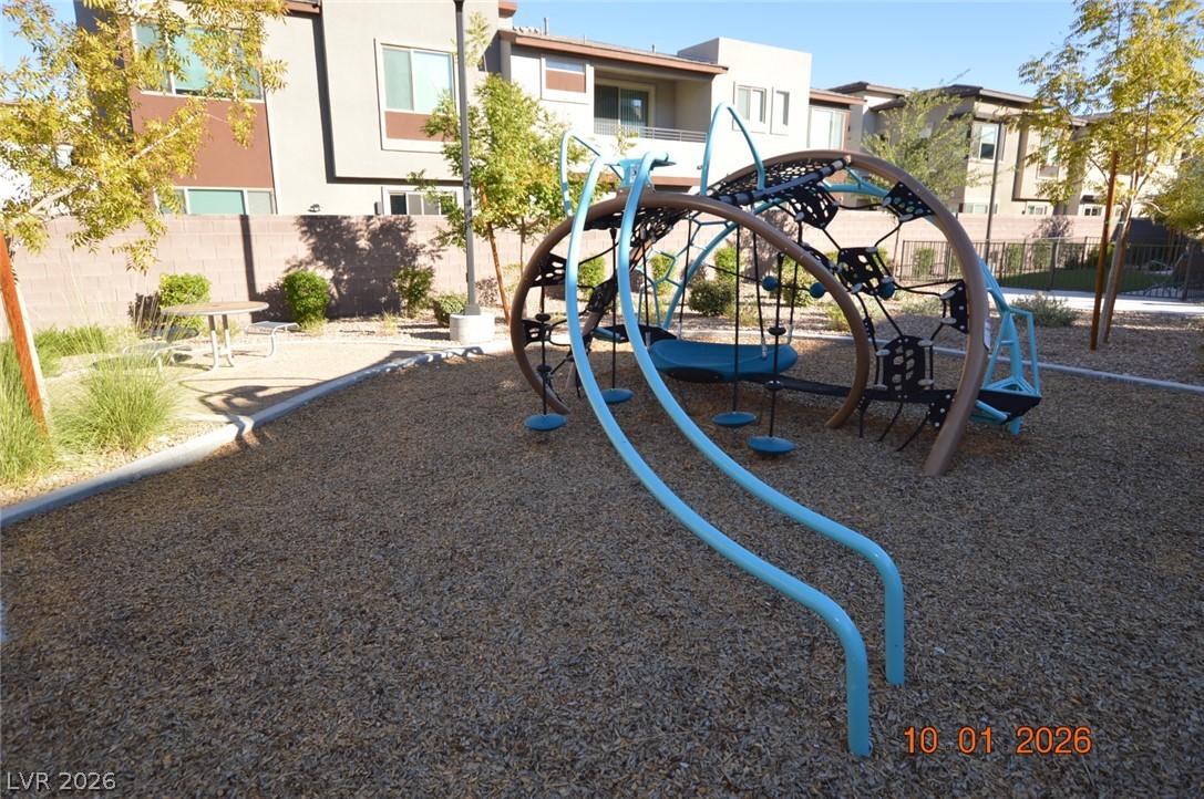 752 Echelon Street Property Photo 18