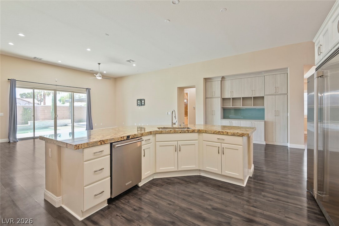 3895 Valles Caldera Court Property Photo 13