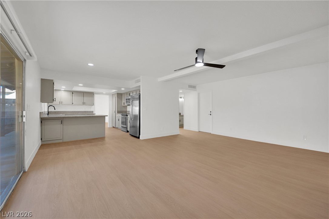 2112 Verdinal Drive Property Photo 14