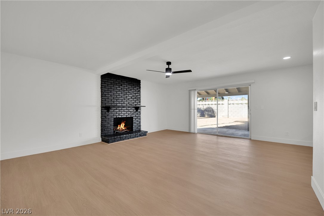 2112 Verdinal Drive Property Photo 17