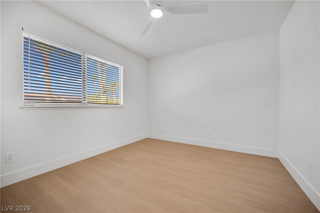 2112 Verdinal Drive Property Photo 21