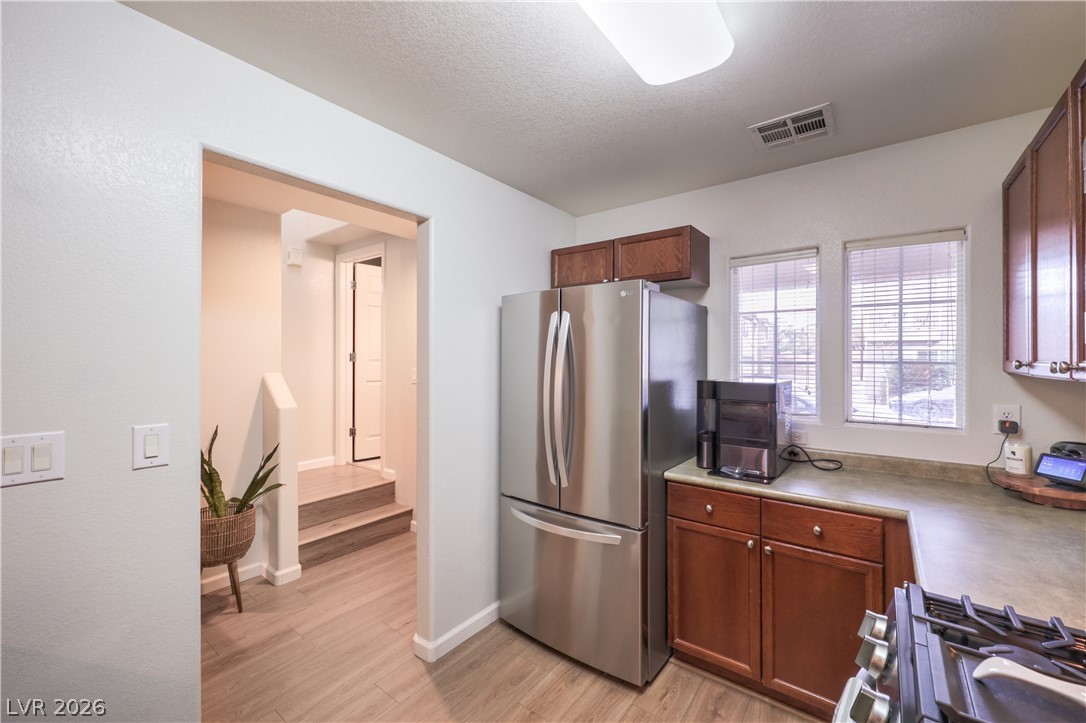 9112 Alluring Avenue Property Photo 12
