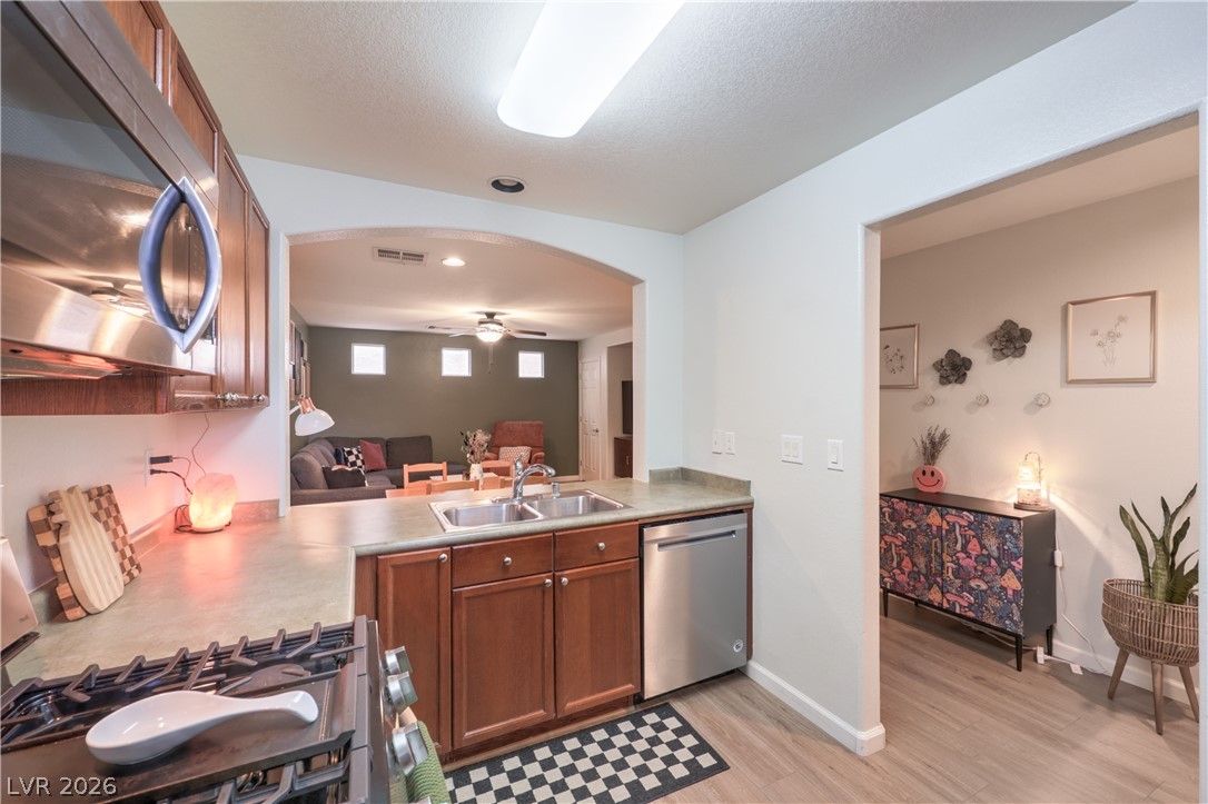 9112 Alluring Avenue Property Photo 13