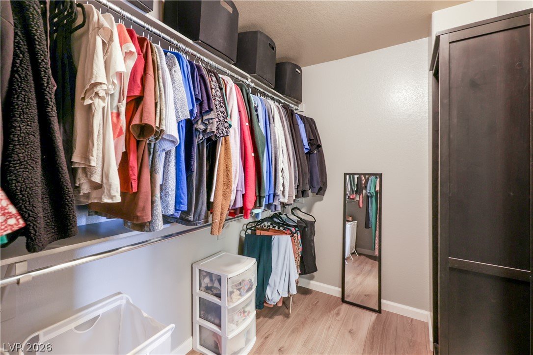 9112 Alluring Avenue Property Photo 21