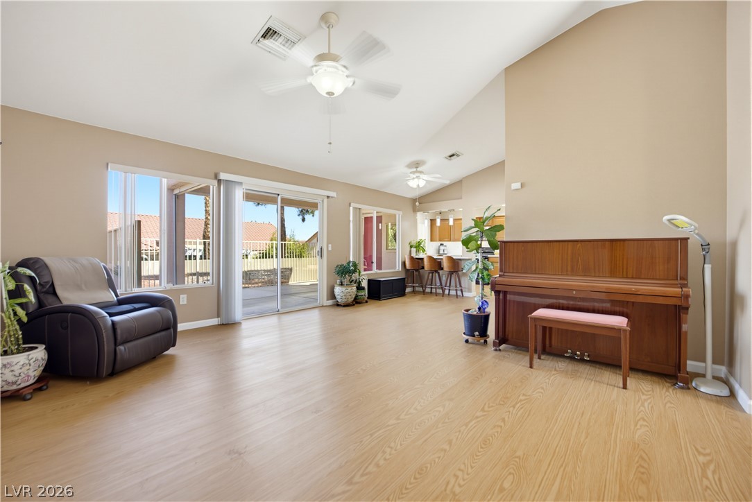 9720 White Cloud Drive Property Photo 4