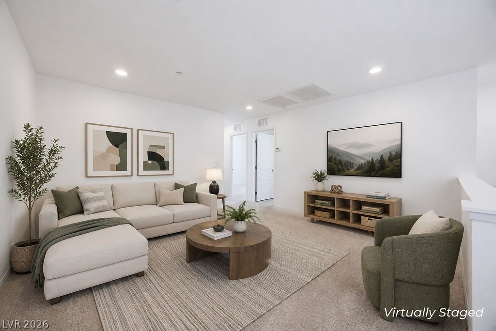 9343 Franconia Avenue Property Photo 7