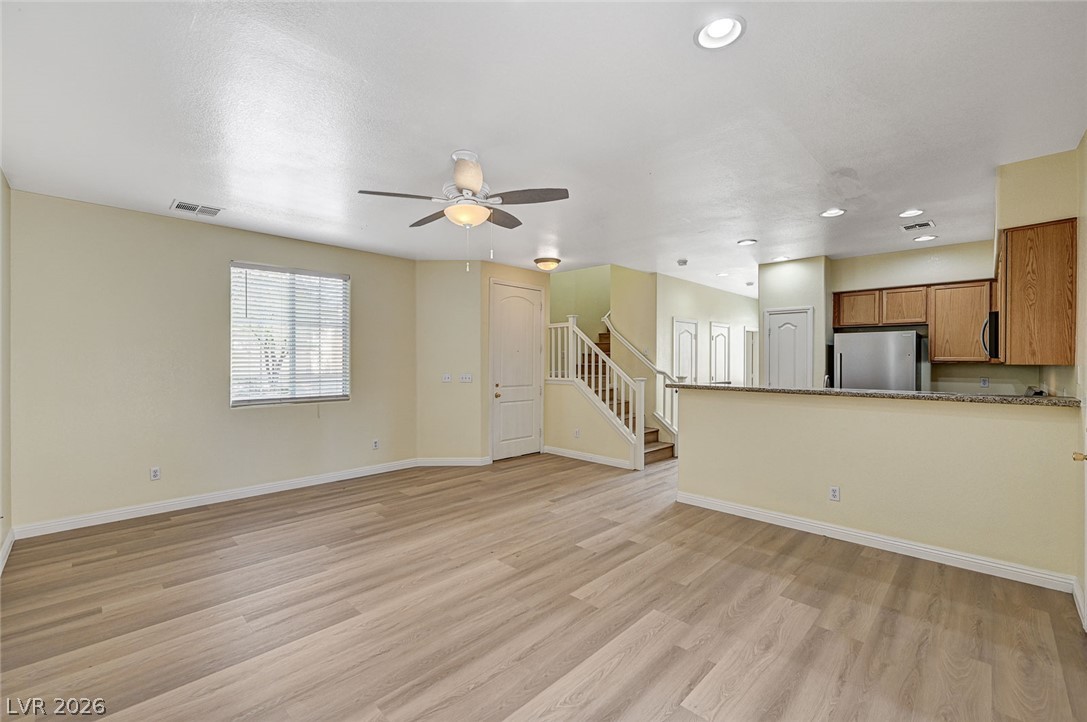 9821 Hanover Grove Avenue Property Photo 8