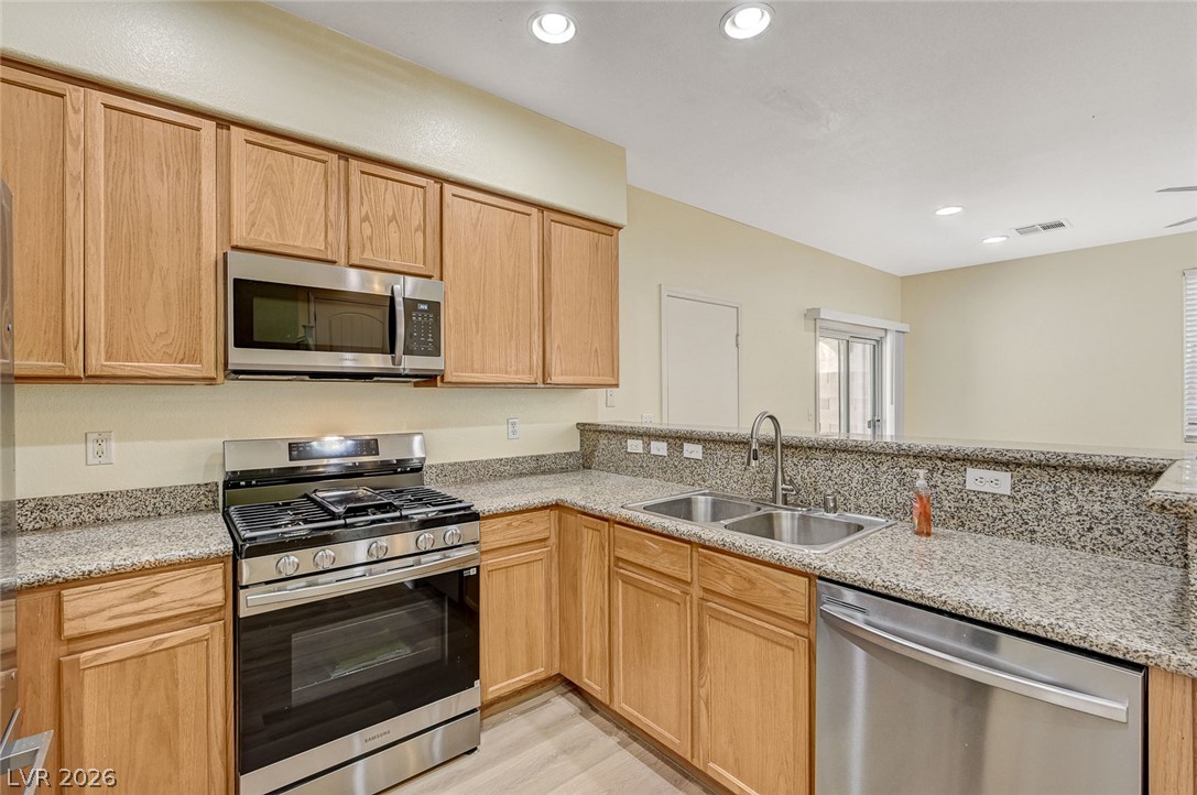 9821 Hanover Grove Avenue Property Photo 19