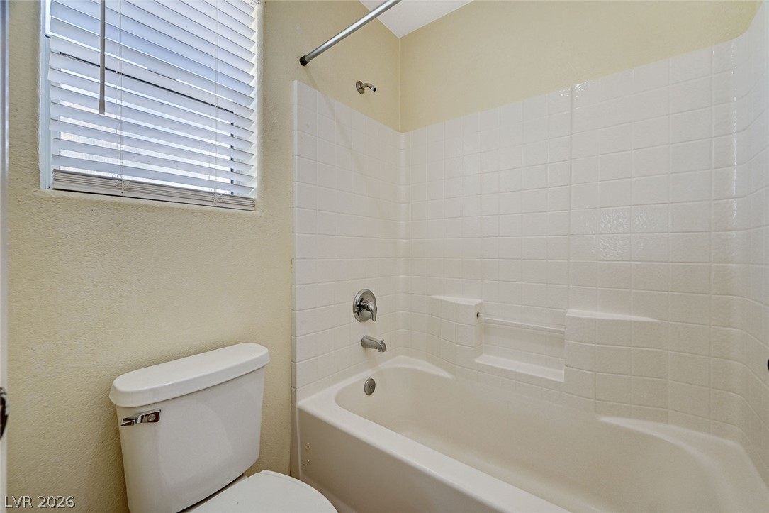 9821 Hanover Grove Avenue Property Photo 41