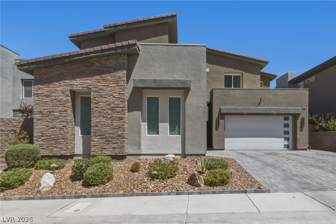 302 Shaded Canyon Drive Property Photo 13