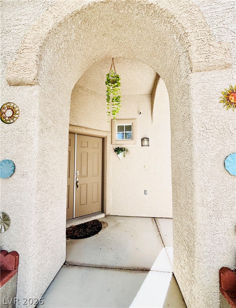 10716 Manchester Park Drive Property Photo 4