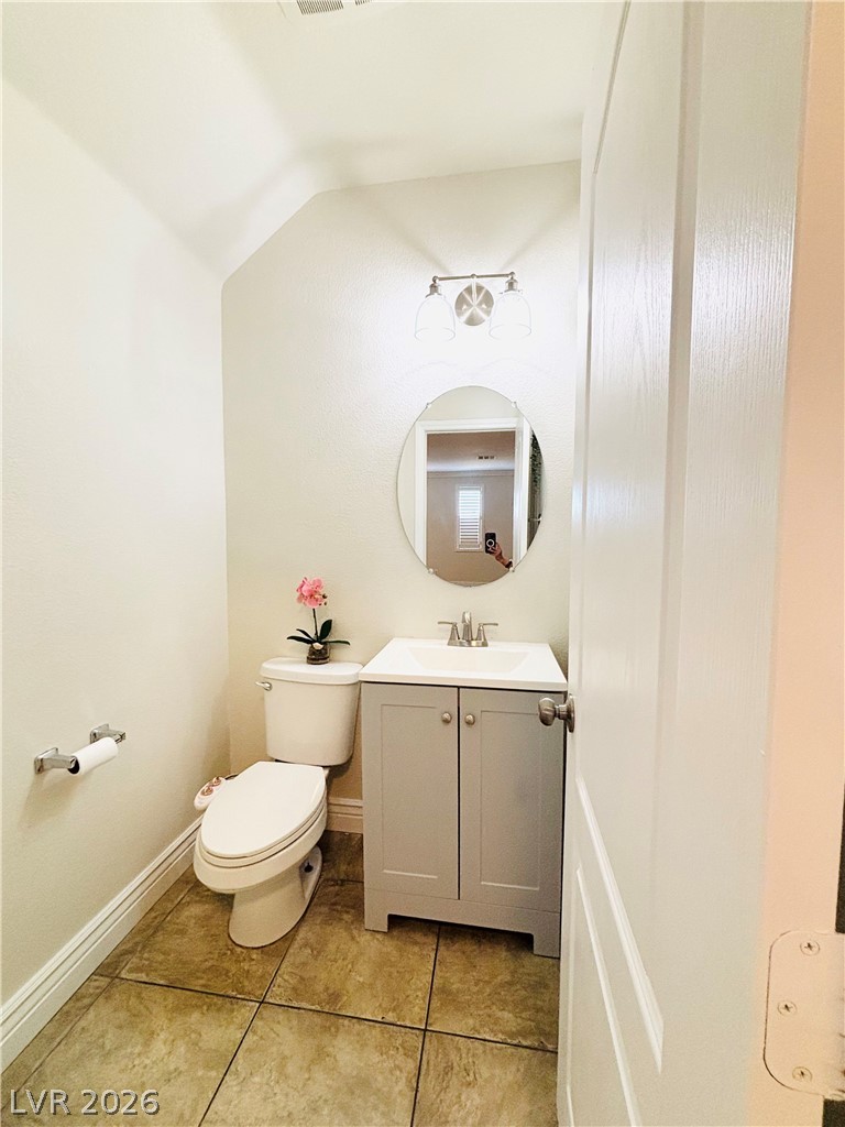 10716 Manchester Park Drive Property Photo 9