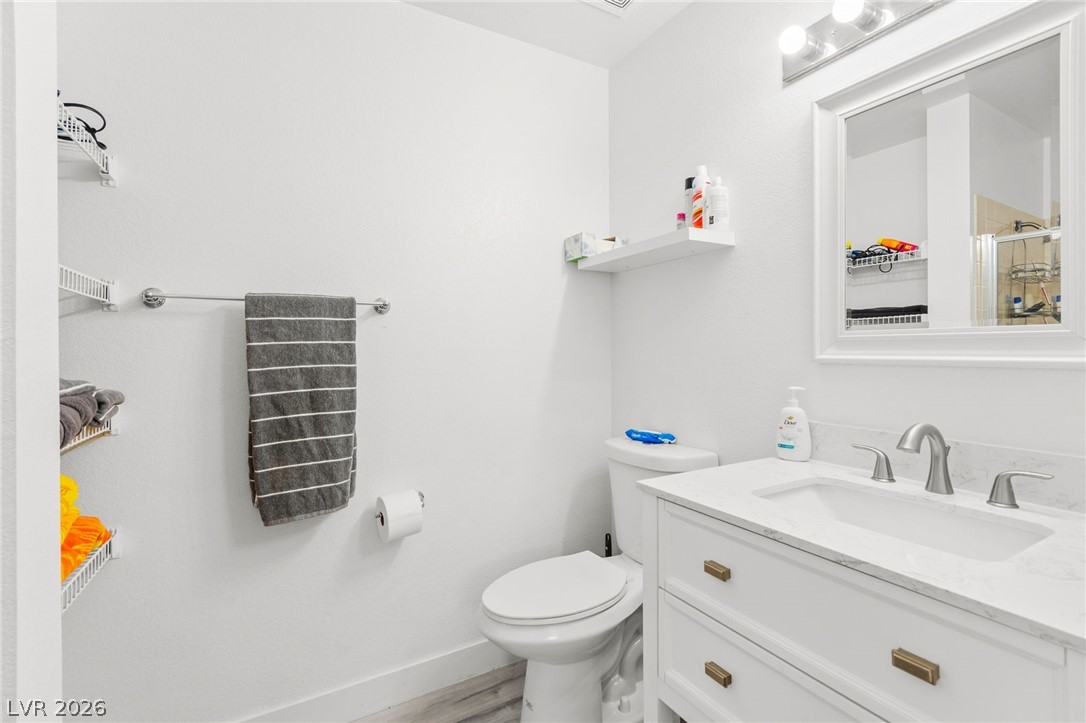 2200 South Fort Apache Road 2156 Property Photo 28