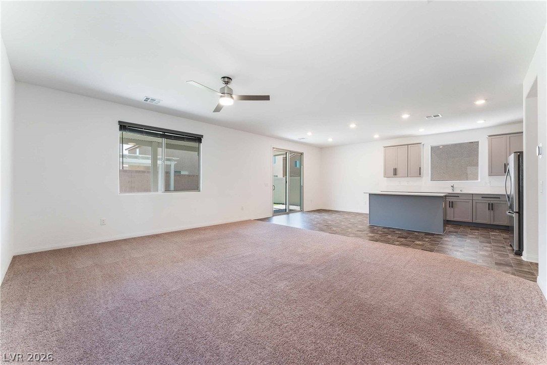 6958 Stone Cactus Street Property Photo 3