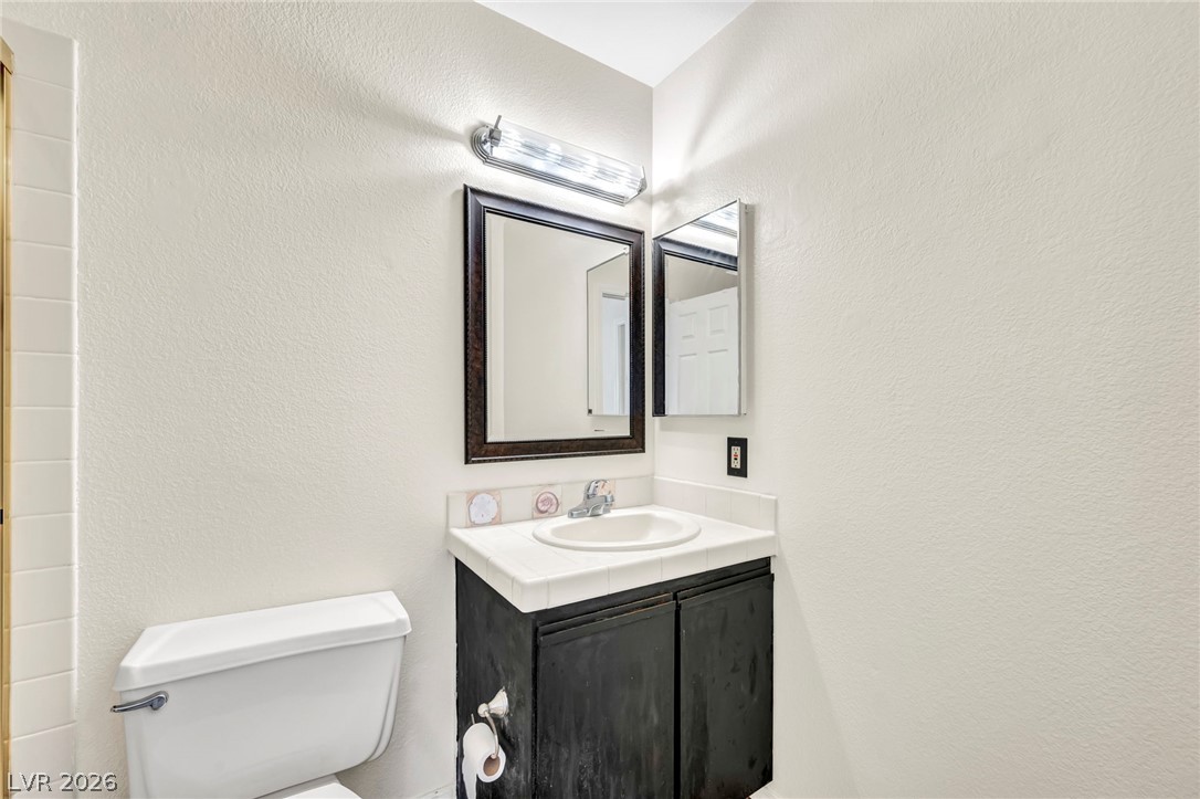 1600 North Torrey Pines Drive 202 Property Photo 13
