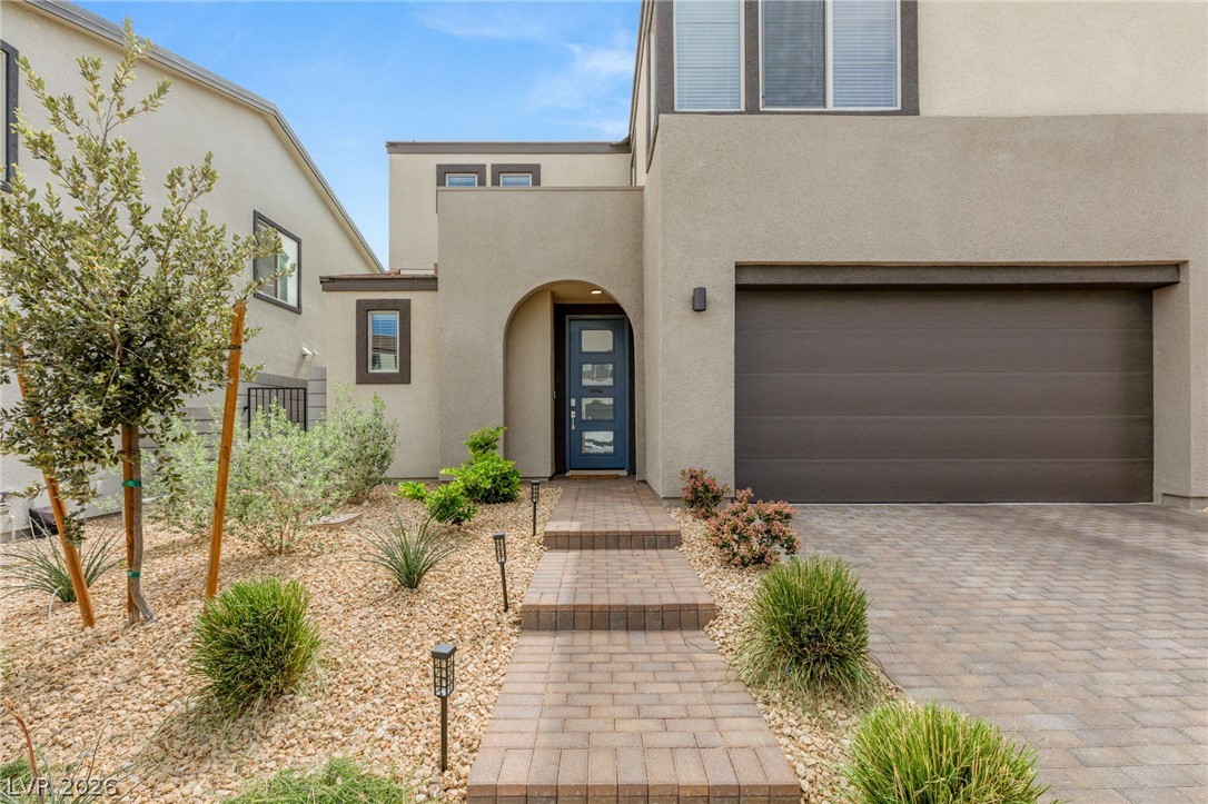 10449 Smokey Mariposa Avenue Property Photo 3