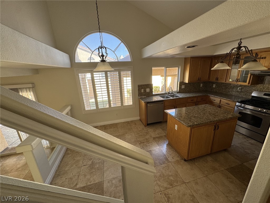 9725 Silver Harvest Court 0 Property Photo 10