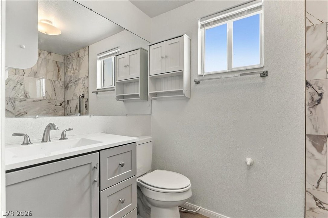 126 North Andersen Street Property Photo 12