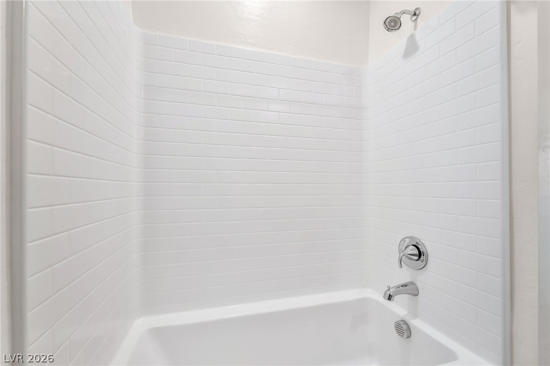 2555 Hampton Road 10108 Property Photo 18