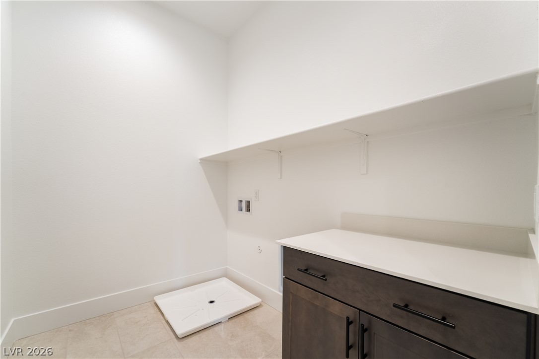 2527 Cracked Stone Street Property Photo 13