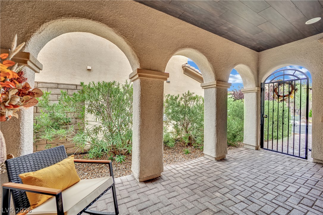 12242 Nasino Avenue Property Photo 4
