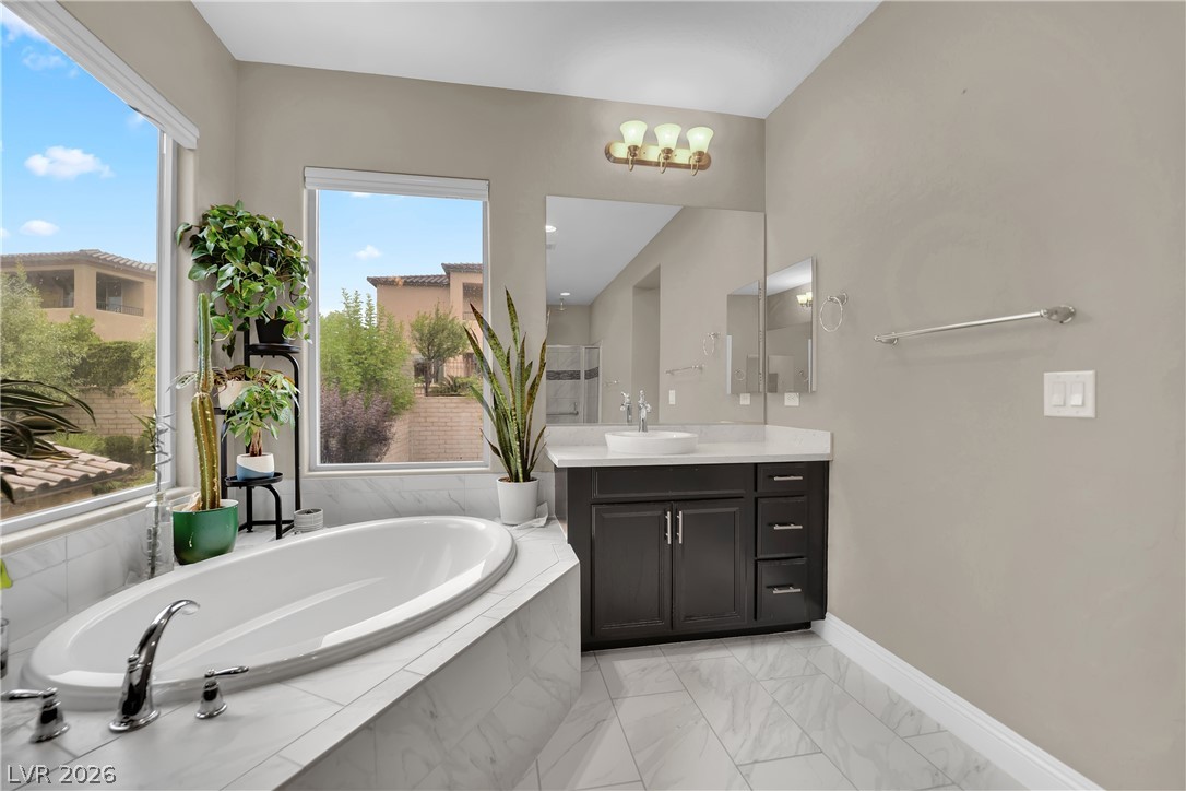 12242 Nasino Avenue Property Photo 40