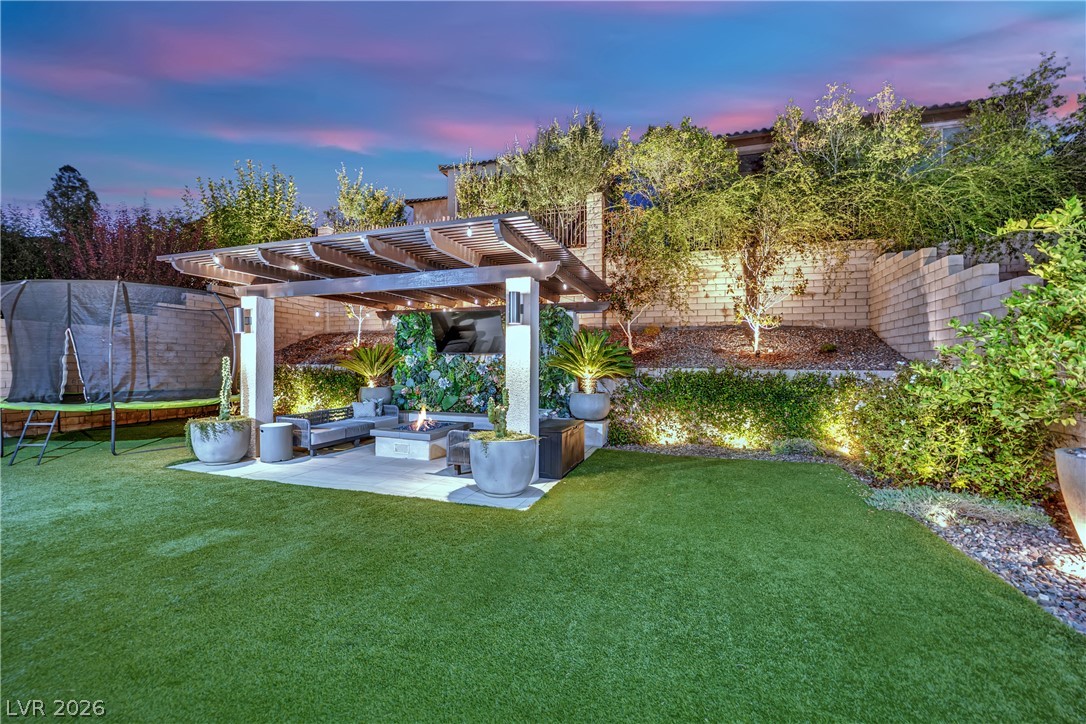 12242 Nasino Avenue Property Photo 48