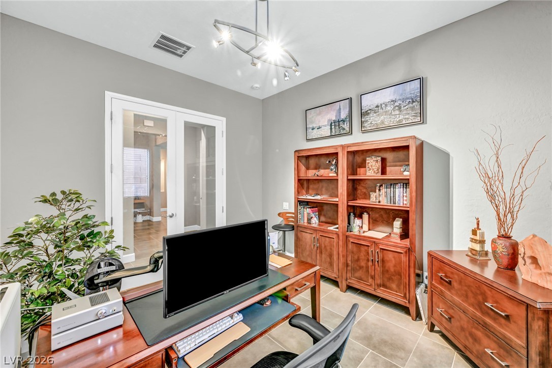 2672 La Boutique Street Property Photo 12