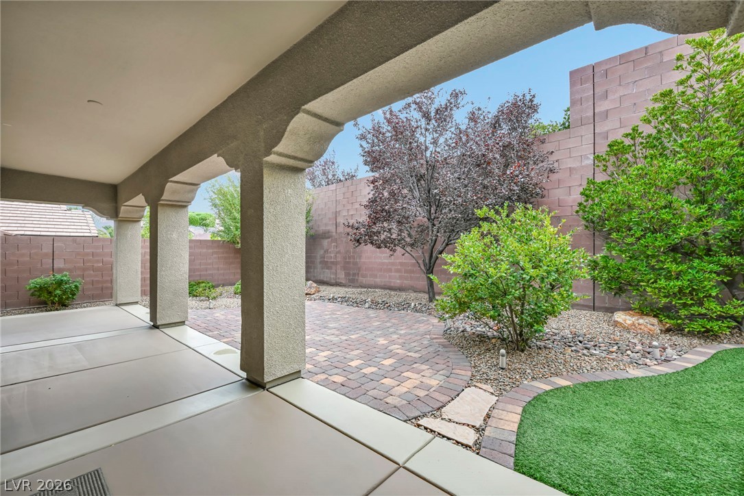 2672 La Boutique Street Property Photo 43