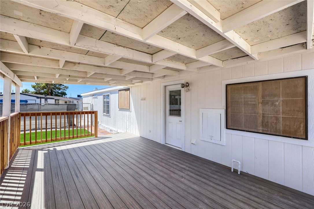 2854 Humboldt Court Property Photo 8