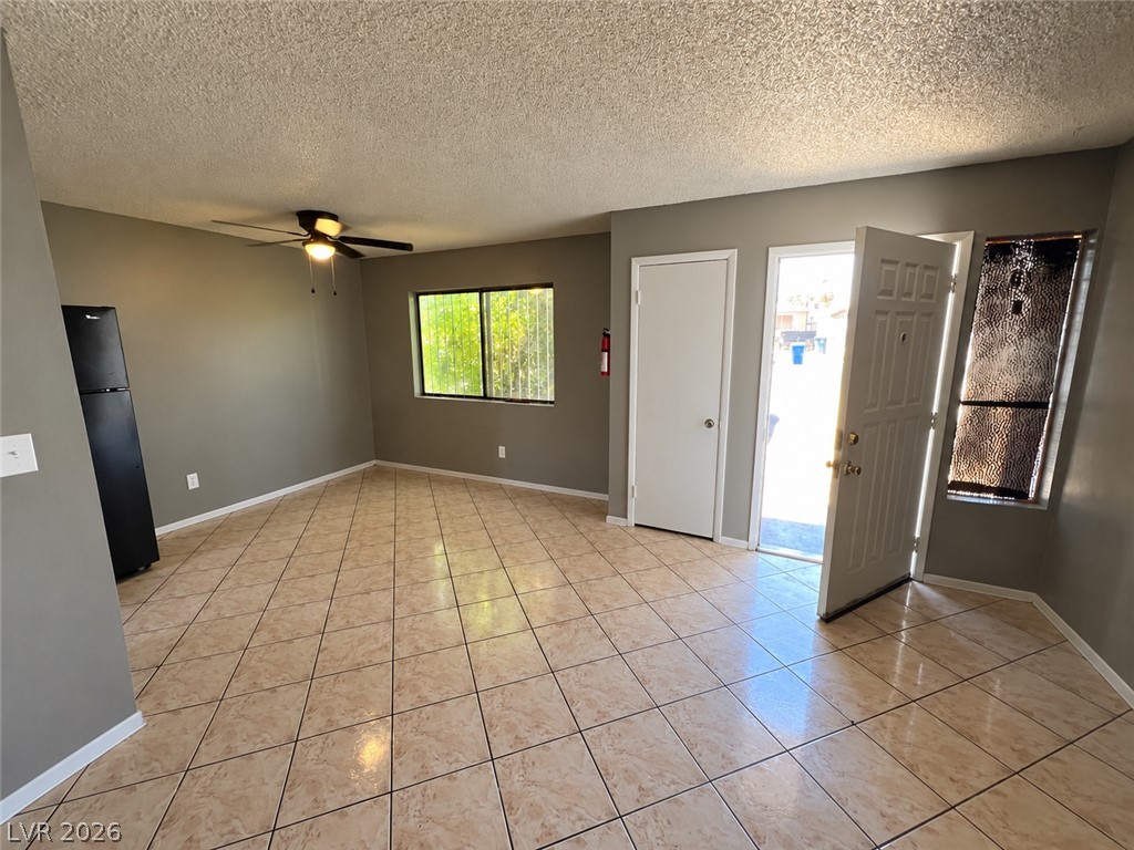 2100 Stewart Avenue B Property Photo 2