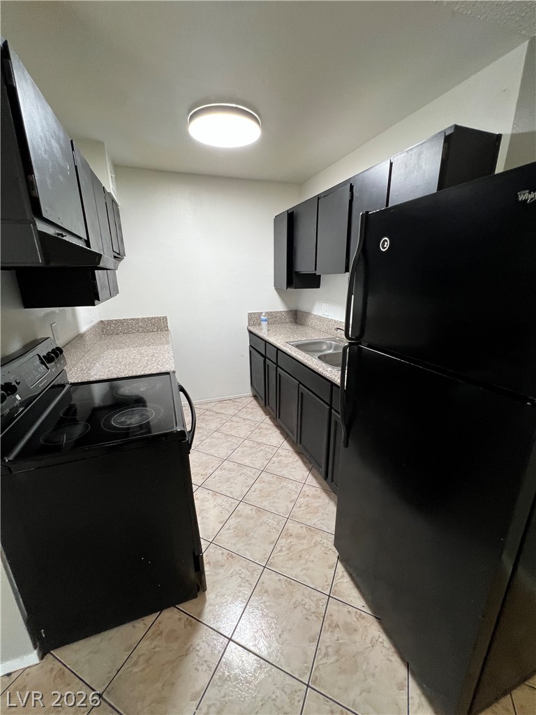 2100 Stewart Avenue B Property Photo 4
