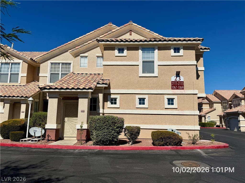 5855 Valley Drive 2115 Property Photo 1
