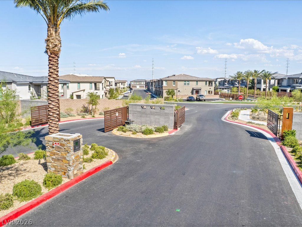 11446 Contour Avenue Property Photo 25