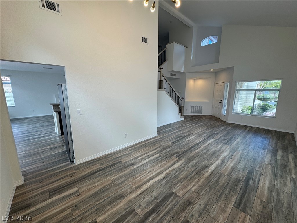 9712 English Saddle Circle Property Photo 5