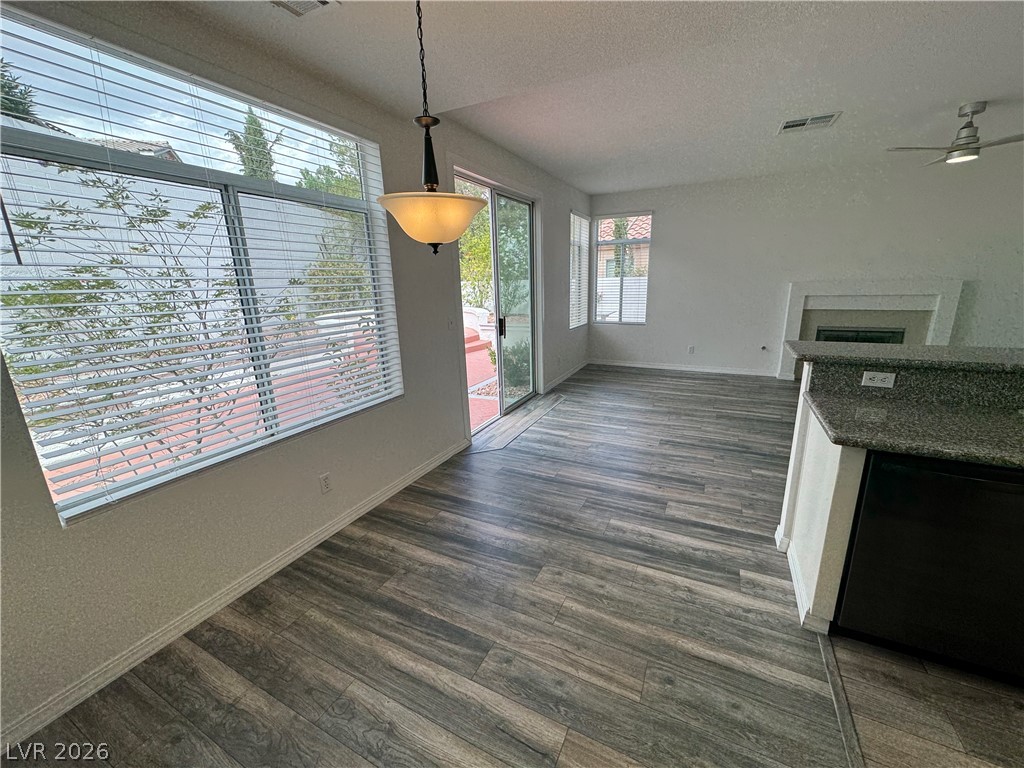 9712 English Saddle Circle Property Photo 6