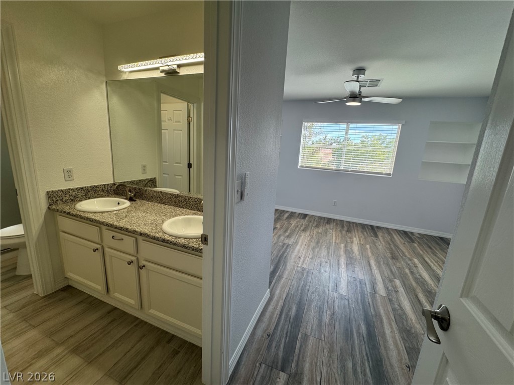 9712 English Saddle Circle Property Photo 22