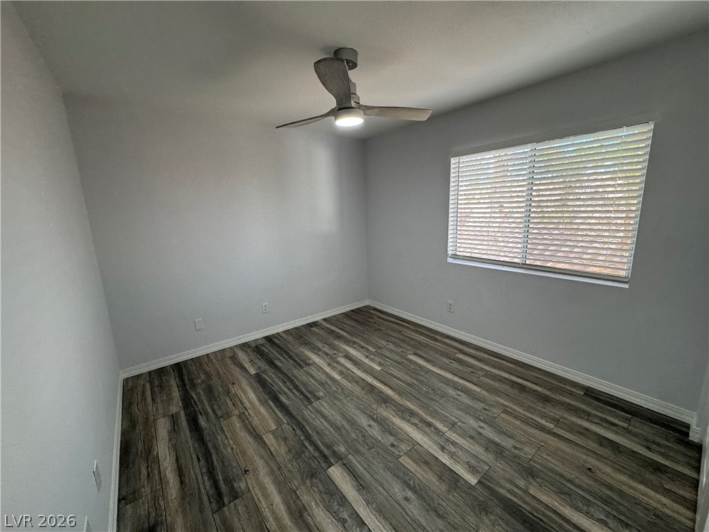 9712 English Saddle Circle Property Photo 27